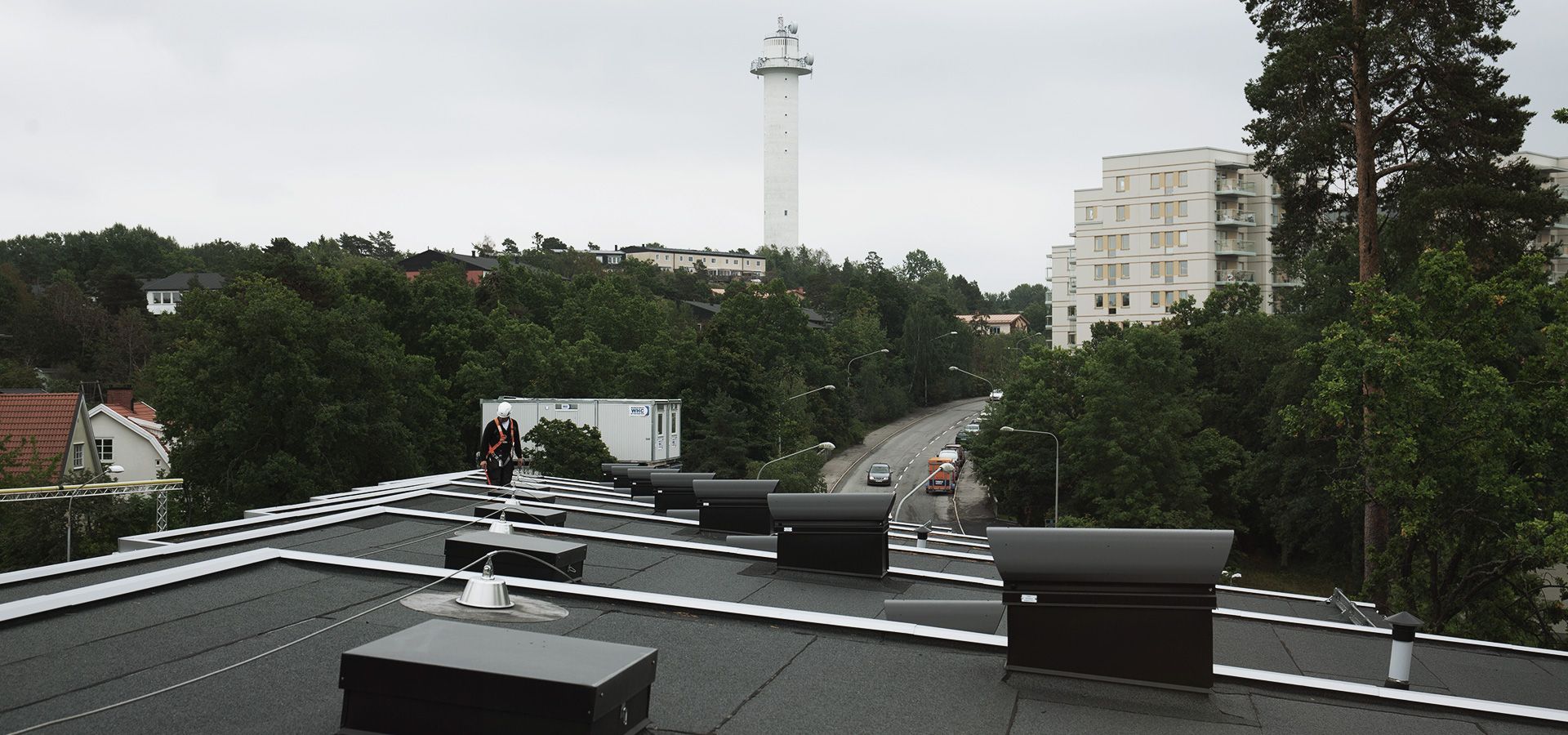 Securope-levenslijn op het geisoleerde dak