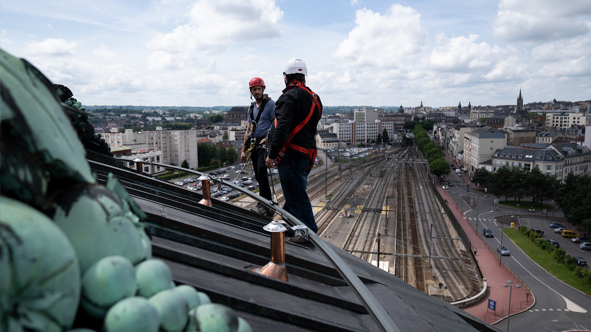 Securail Pro courbé pour l’entretien d’un dôme