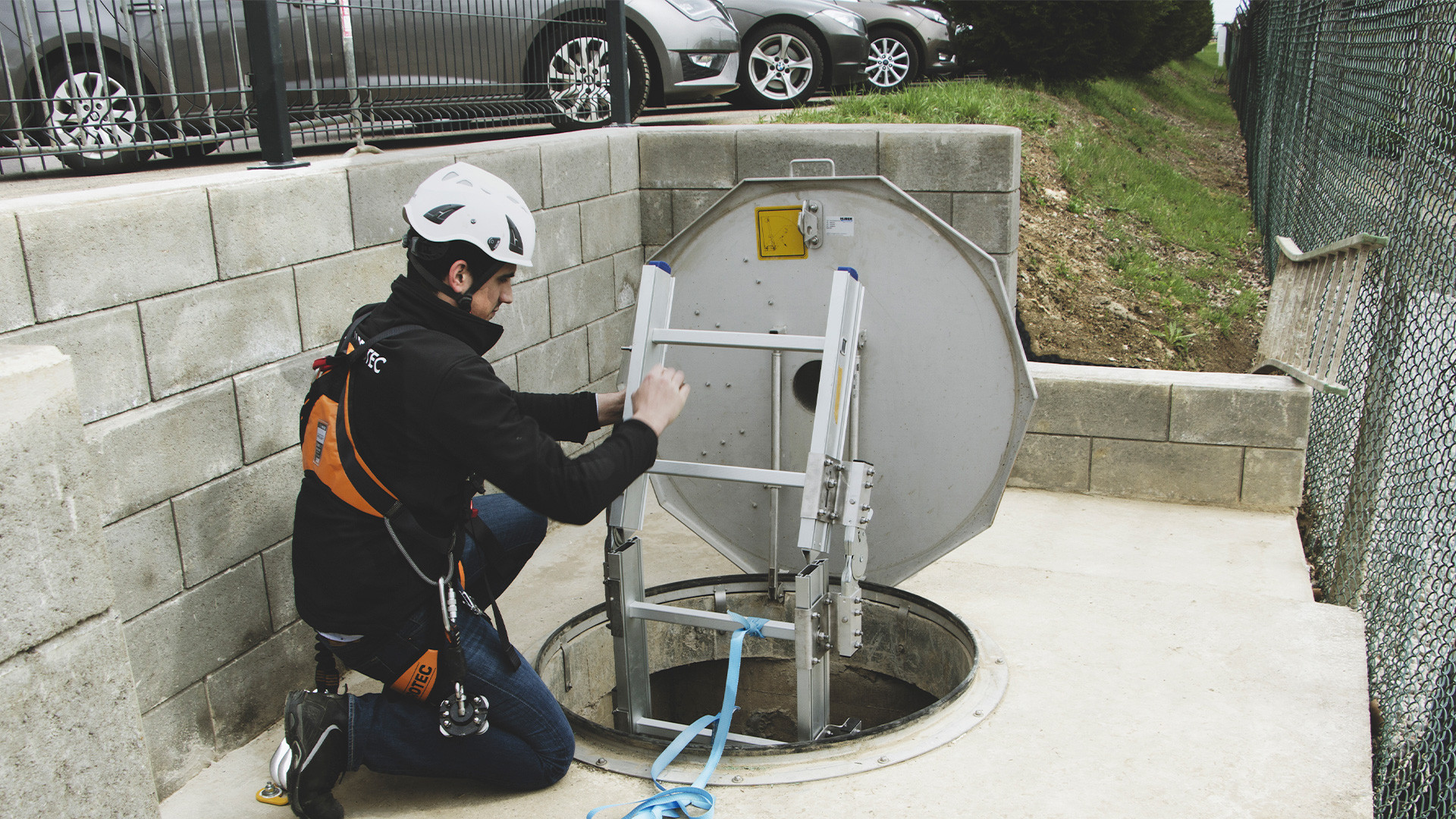 Accessing inside of a well