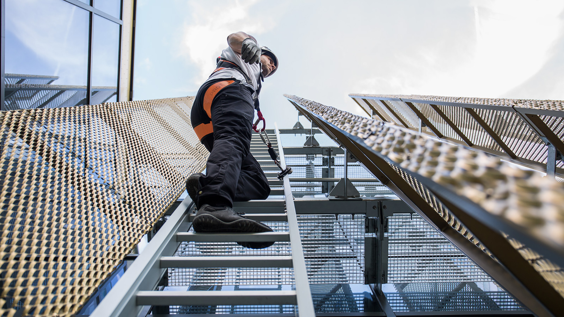 Installazione su centro commerciale Rive Gauche