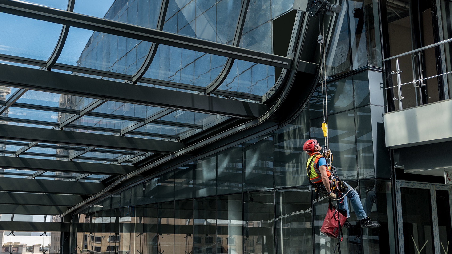 Maintenance of the inside of a sloped roof in South Africa