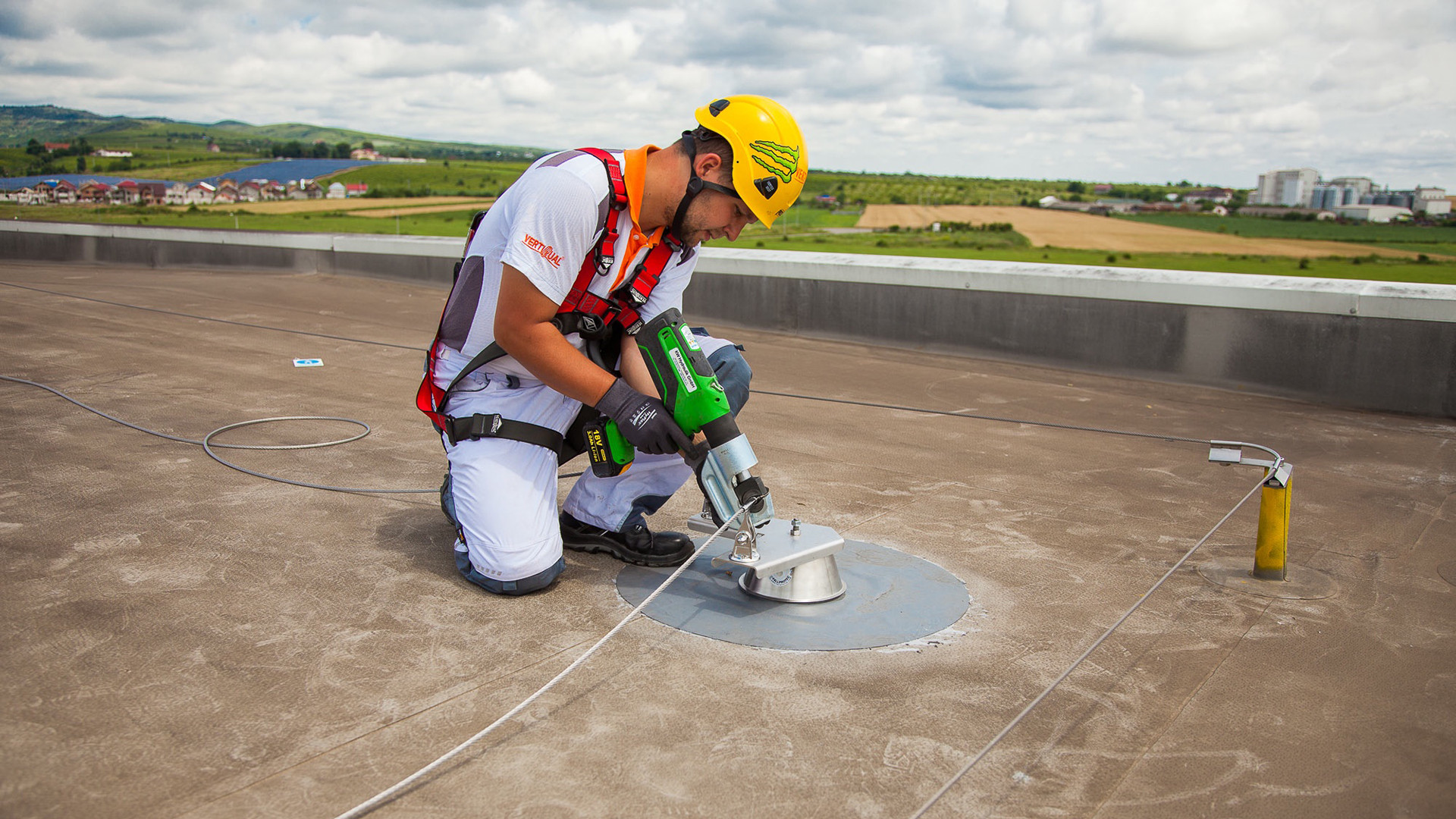 Securing access to Procter & Gamble's factory roofs