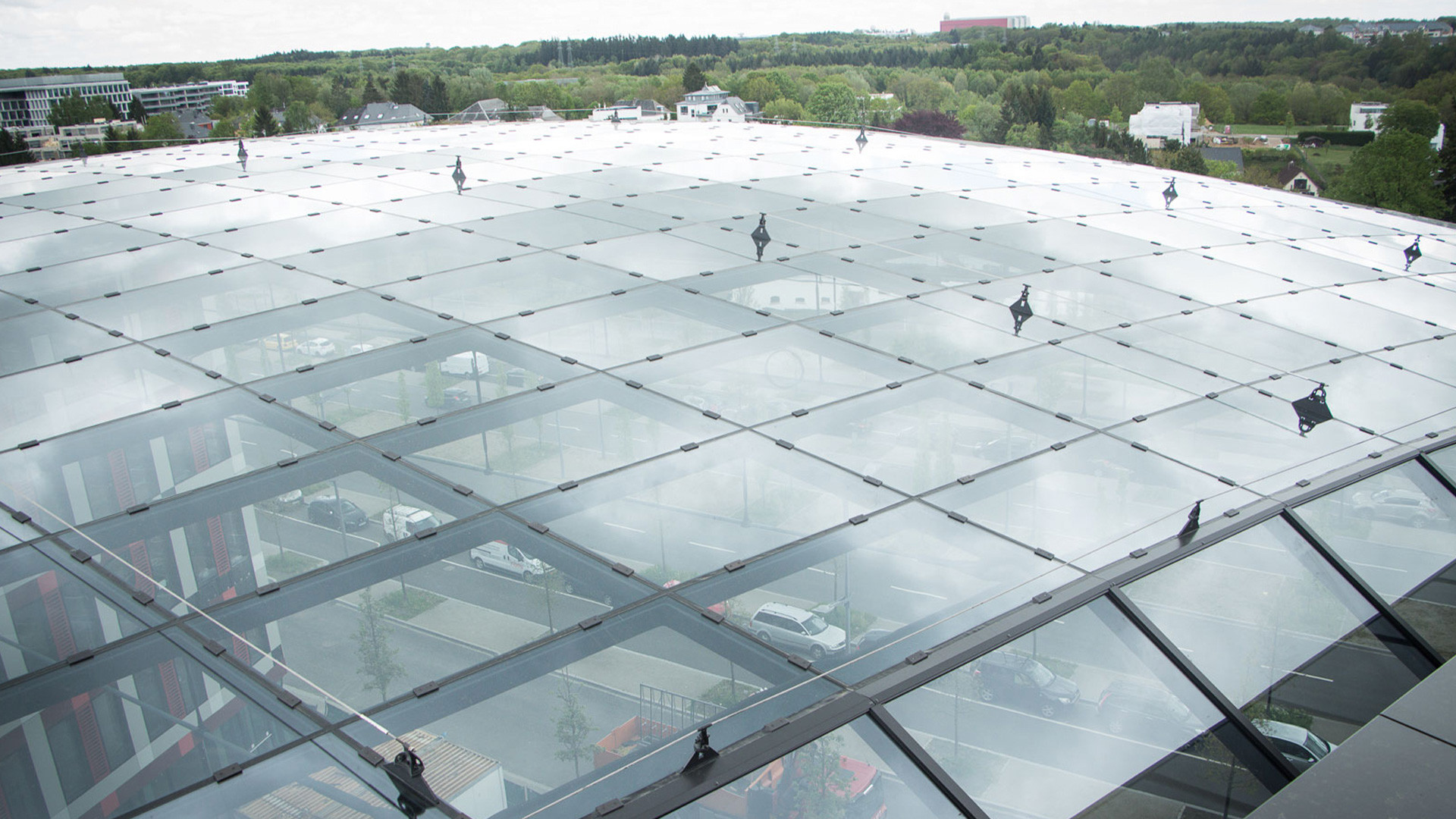 Securope on glass roof