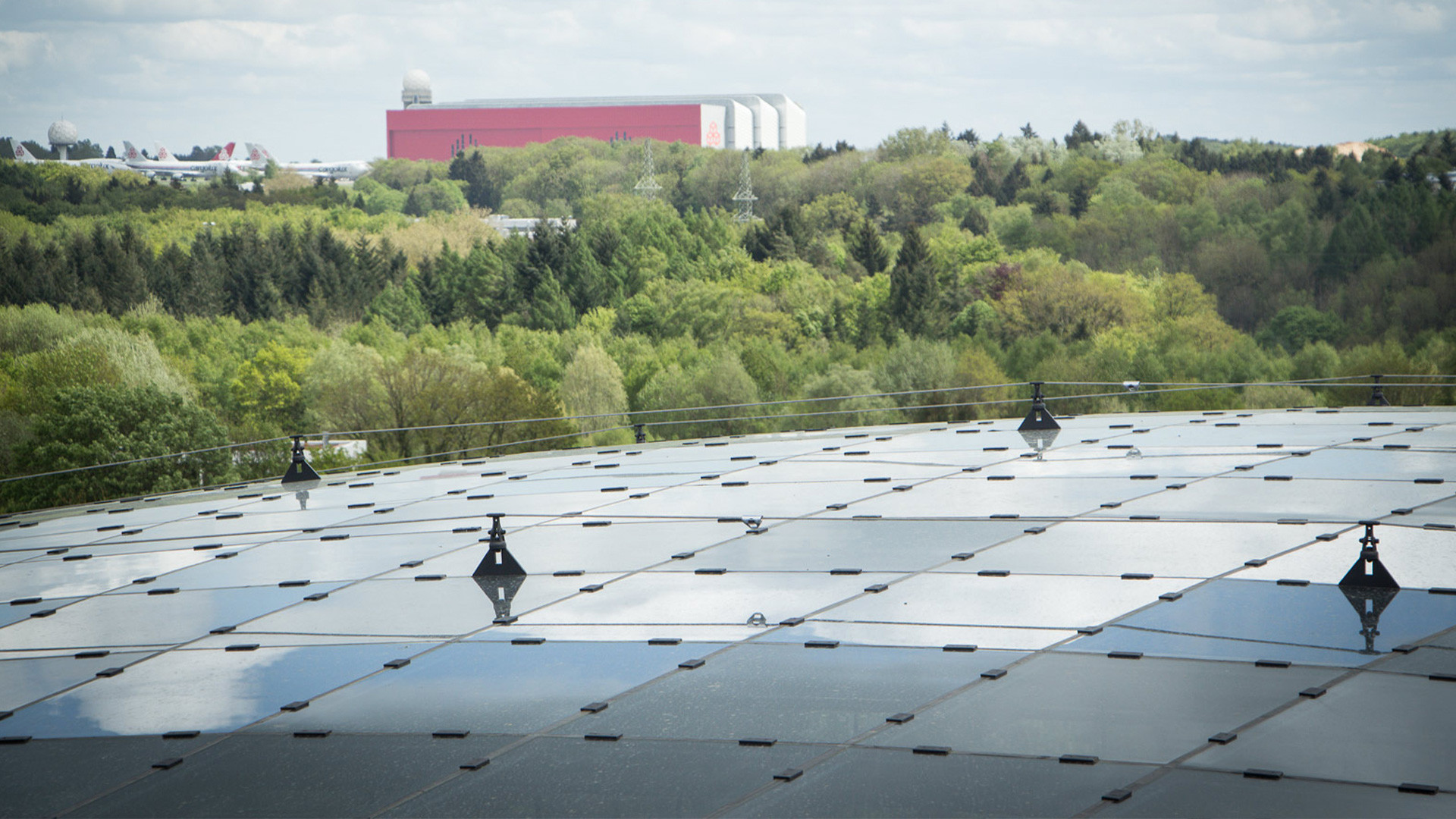 Securope on glass roof