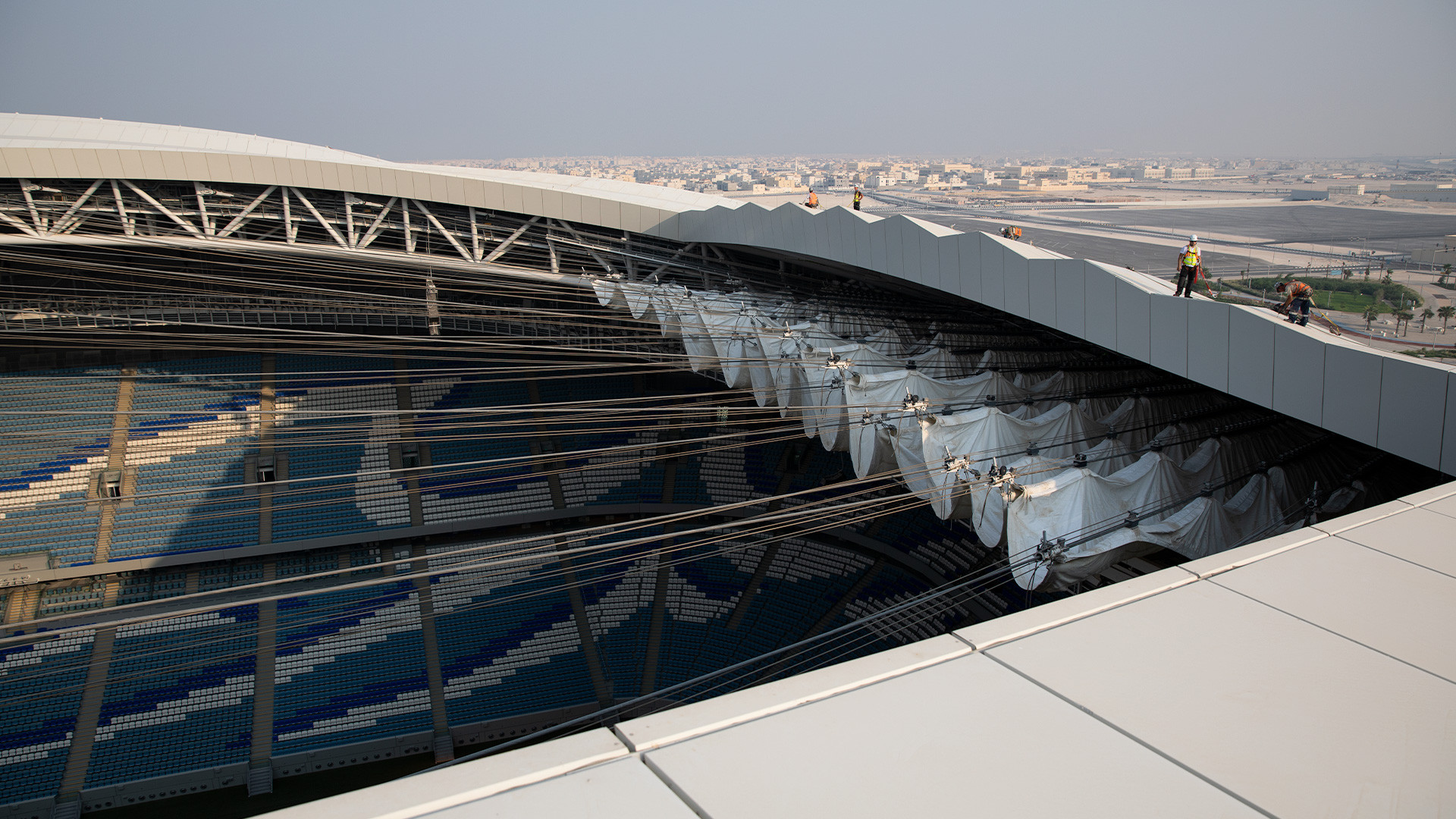 Höhensicherheitssysteme für ein architektonisches Stadion in Katar