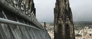 Securail Pro sur la cathédrale de Clermont-Ferrand, France