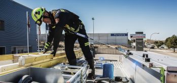 Fallarrest rail Securail firemen truck Madrid